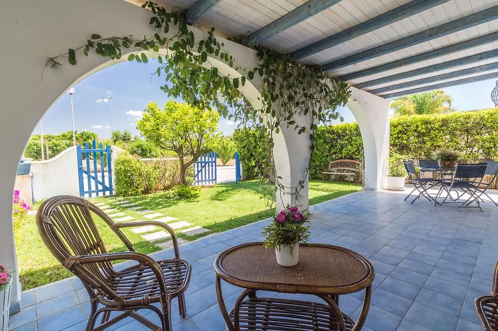 Villa Oliana مارينا دي راغوزا